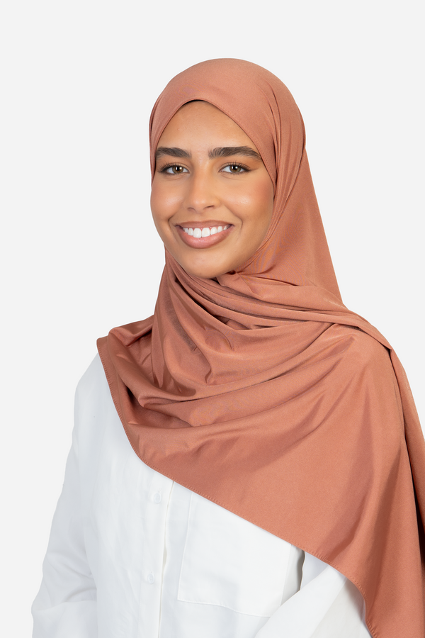 Amal – Golden Hazelnut