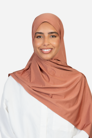 Amal – Golden Hazelnut