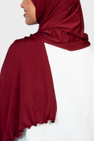 Amal – Deep Garnet